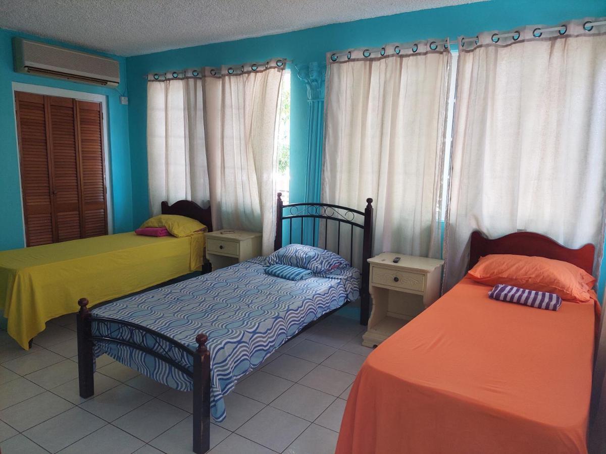 Dancehall Hostel Kingston Luaran gambar
