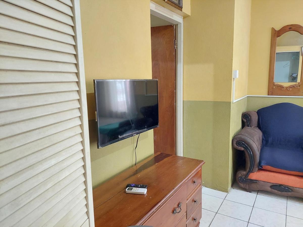 Dancehall Hostel Kingston Luaran gambar