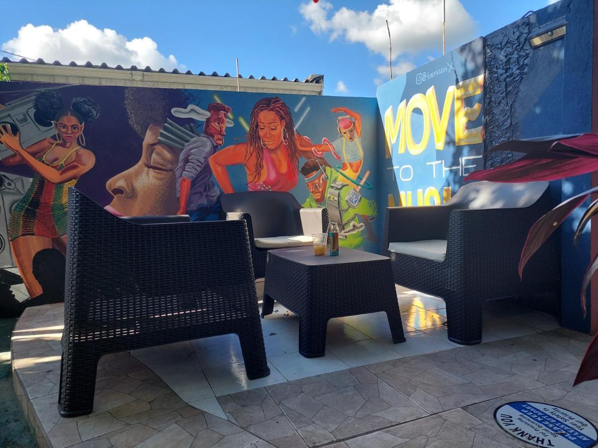 Dancehall Hostel Kingston Luaran gambar