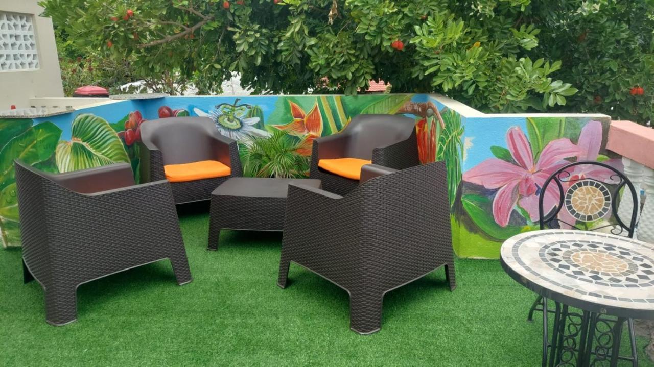 Dancehall Hostel Kingston Luaran gambar