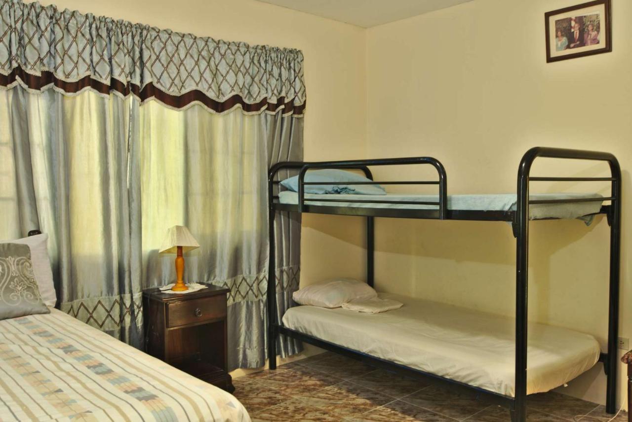 Dancehall Hostel Kingston Luaran gambar