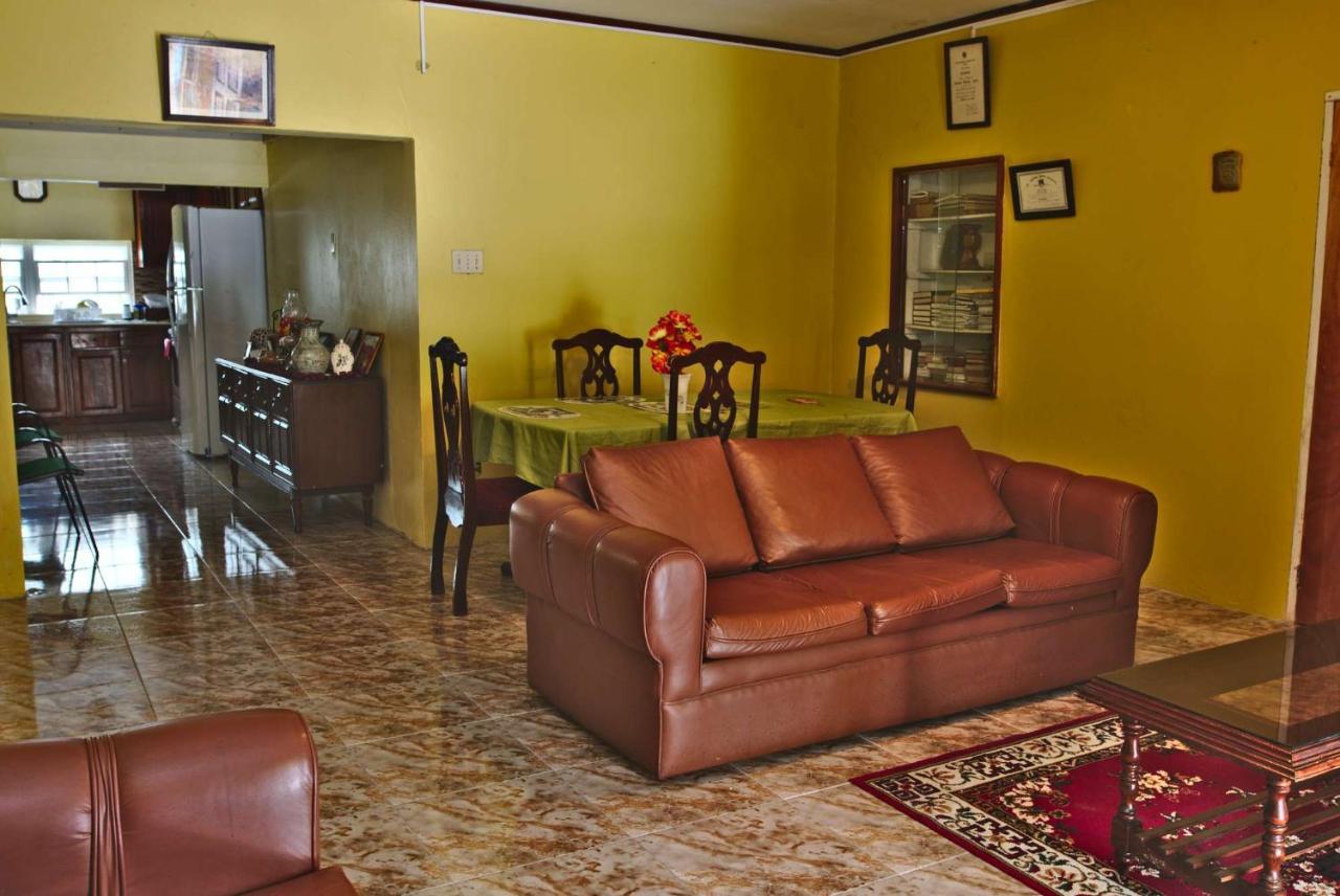 Dancehall Hostel Kingston Luaran gambar