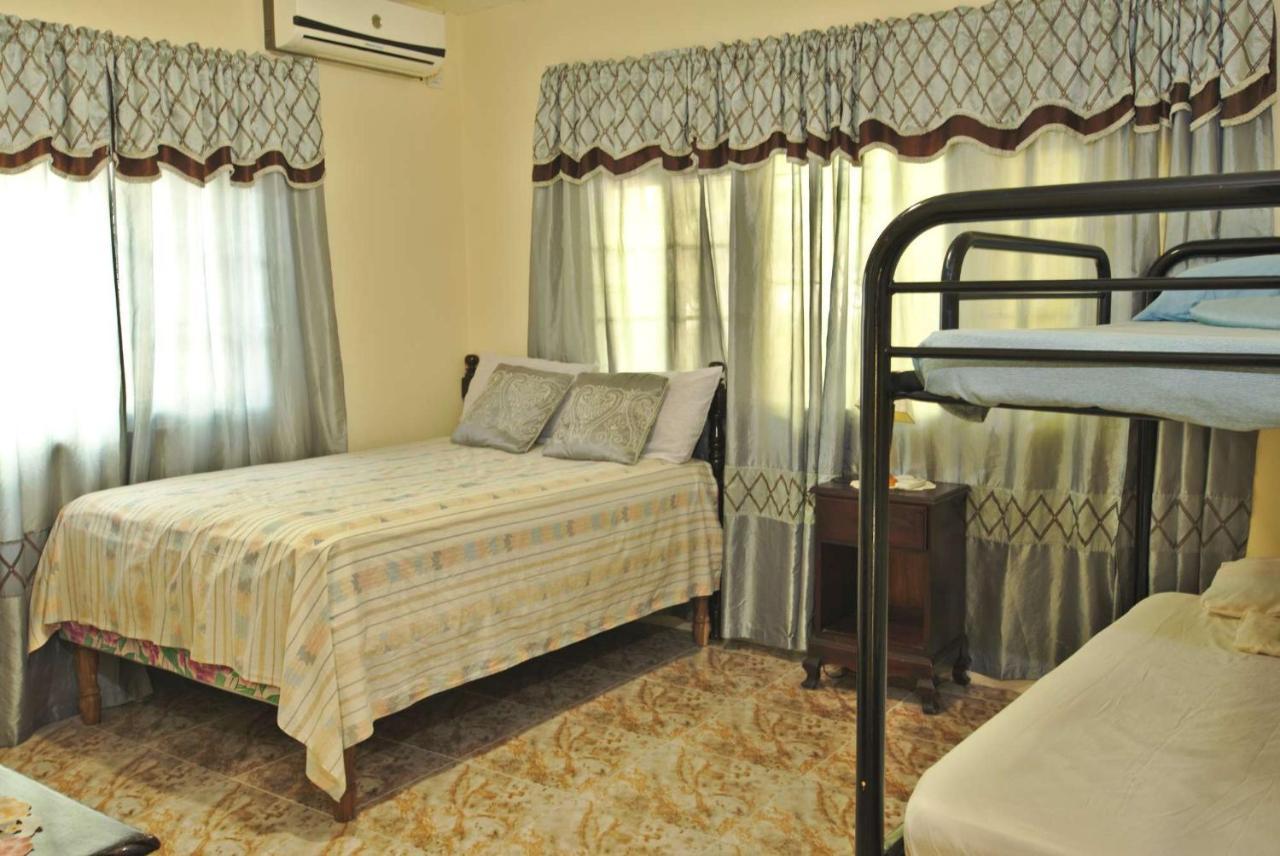 Dancehall Hostel Kingston Luaran gambar